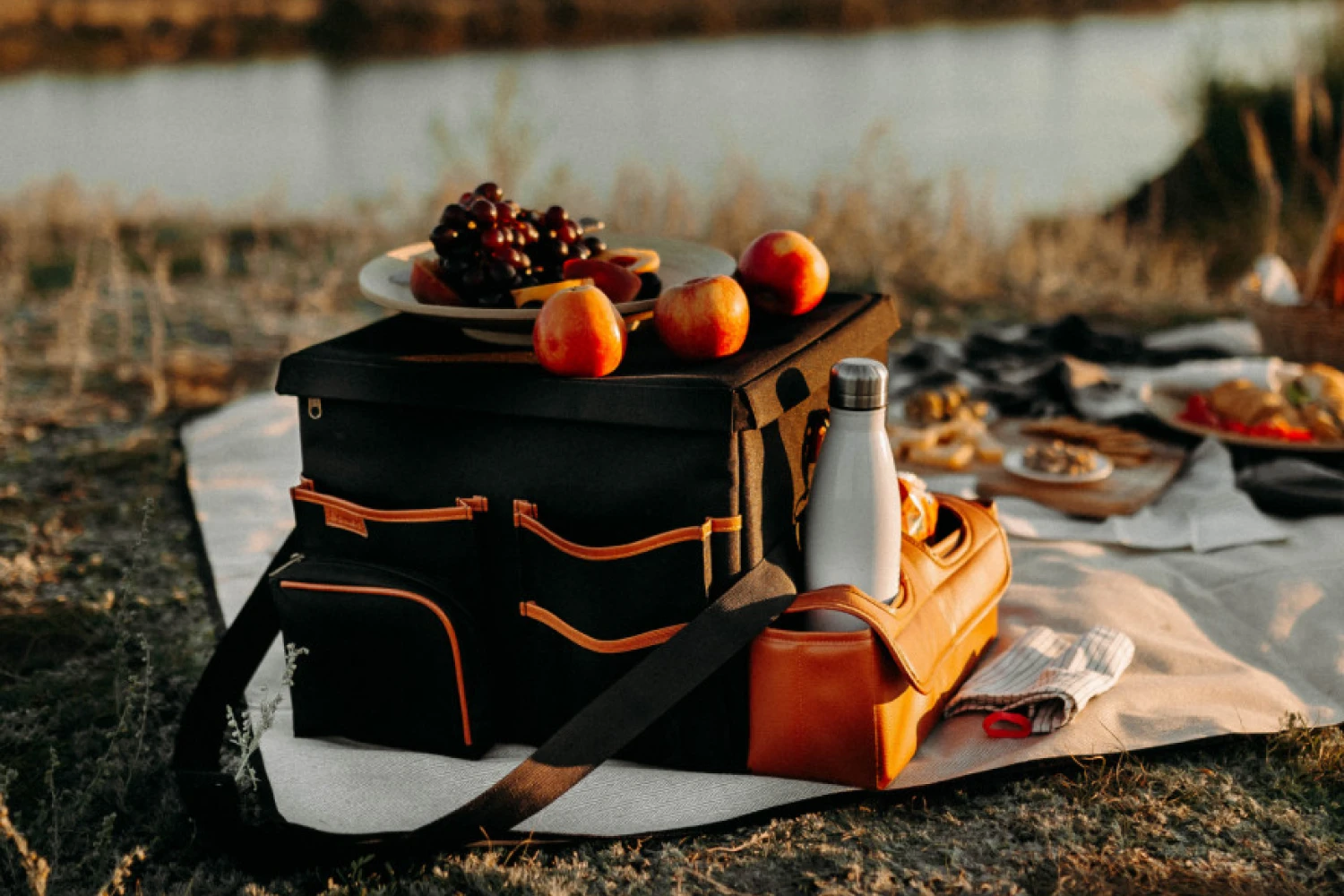 large picnic blankets